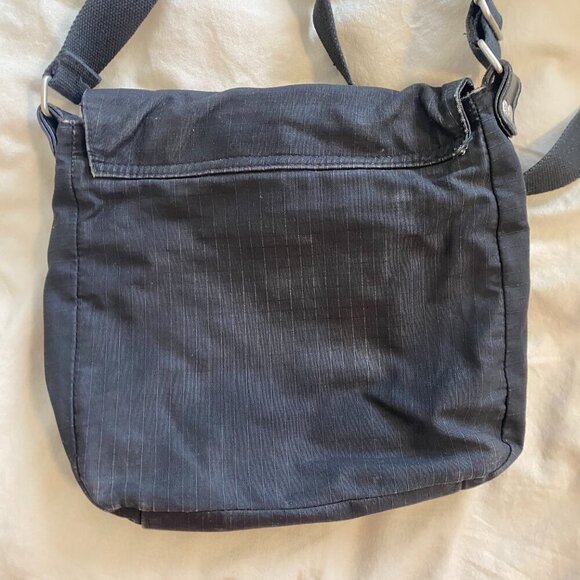 Roots Black Fabric Messenger Bag Crossbody Shoulder Bag‎ - Picture 8 of 14